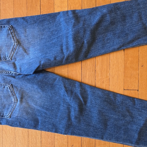NWT, Kut From The Kloth, Rachael Fab AB Distressed Mom Jean, Medium Wash, 2 - Picture 11 of 14